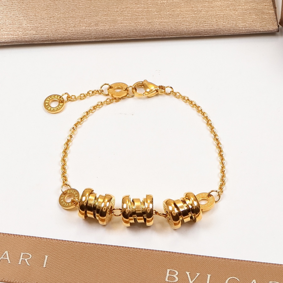Replica Bvlgari B.zero1 three-band three-color spring bracelet