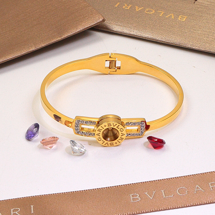Replica Bvlgari interchangeable colored diamond circle bracelet