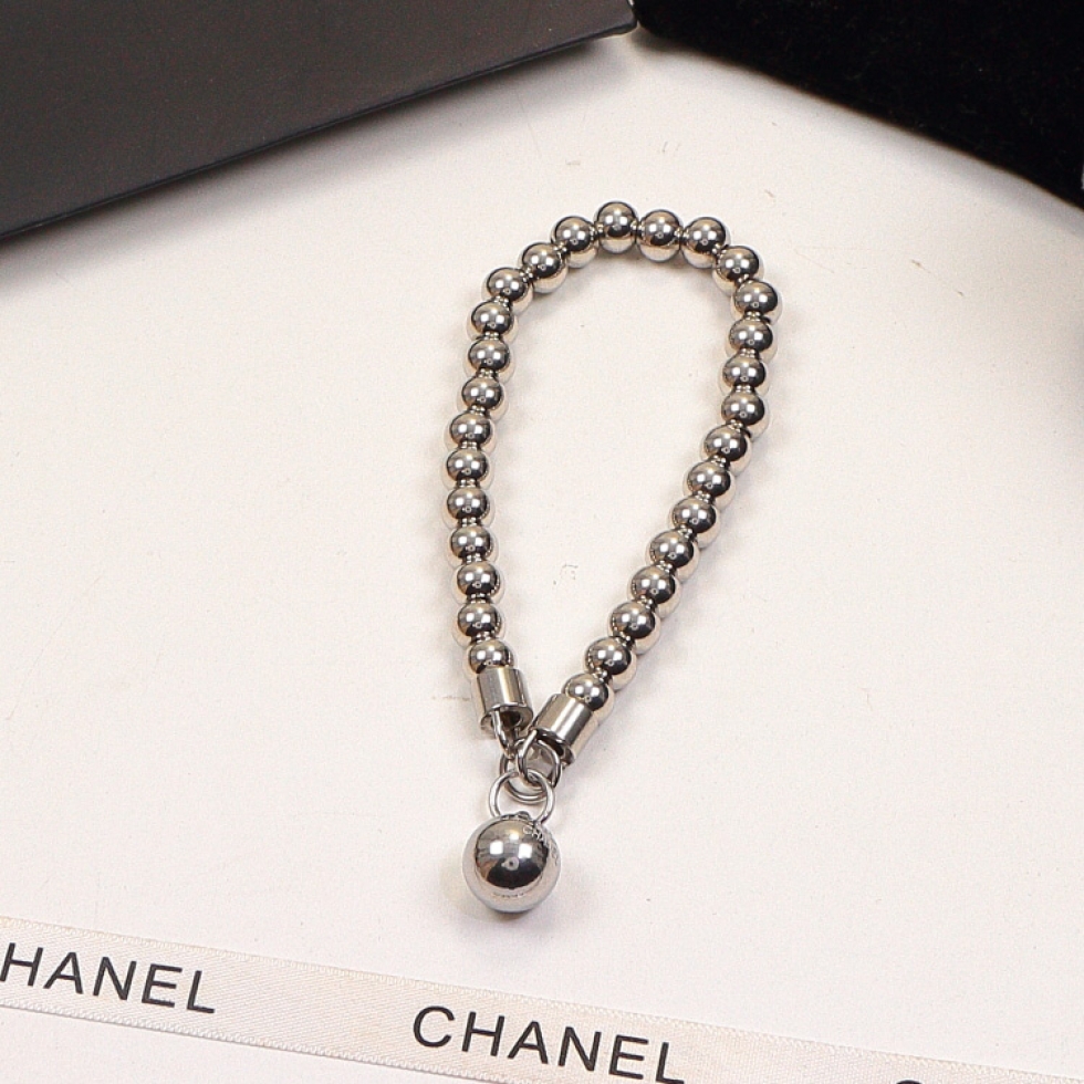 Replica Chanel alphabet pearl chain pendant bracelet