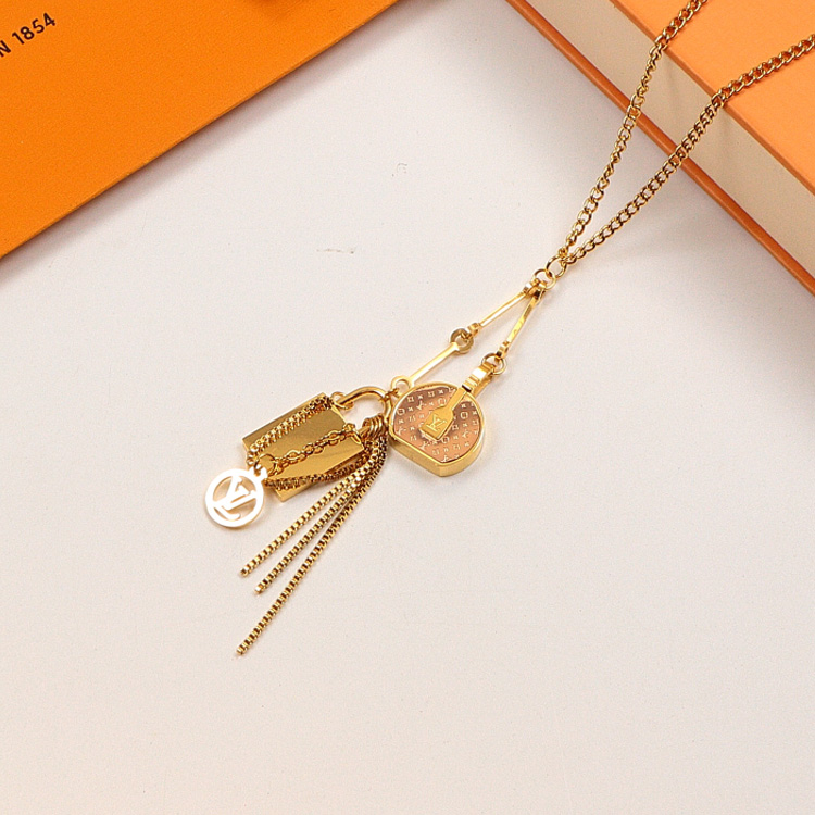 Replica LV lock round cake bag pendant necklace