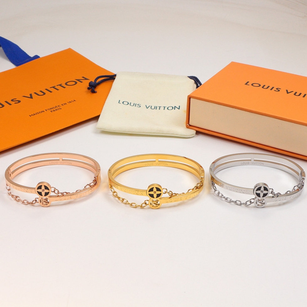 Replica LV chain letter flower bracelet