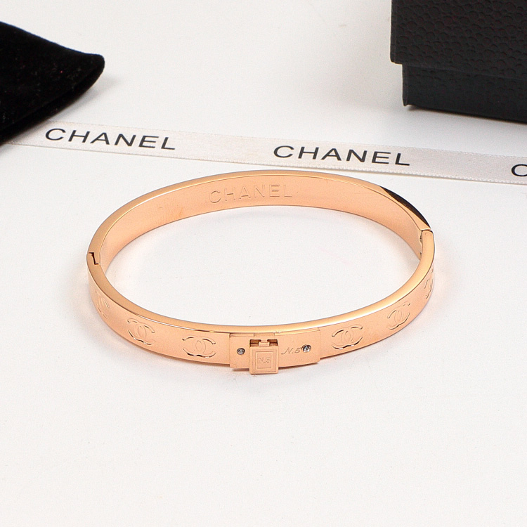Replica Chanel 3D Perfume Bottle Diamond-Studded Bracelet
