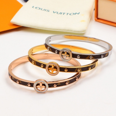Replica LV single flower shell hollow letter leather bracelet