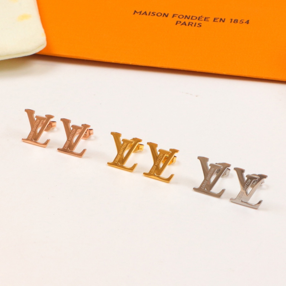 Replica LV three-dimensional letter earrings