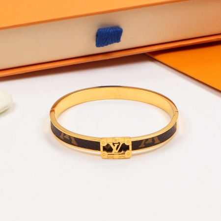 Replica LV square letter leather bracelet