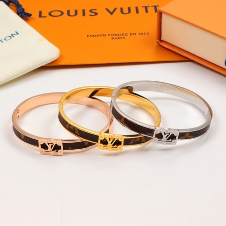 Replica LV square letter leather bracelet