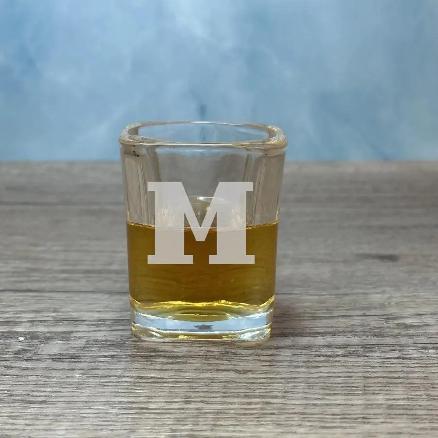 Engraved Sterling Whiskey Shot Glass �C 2.5 oz �C Item 121/5277