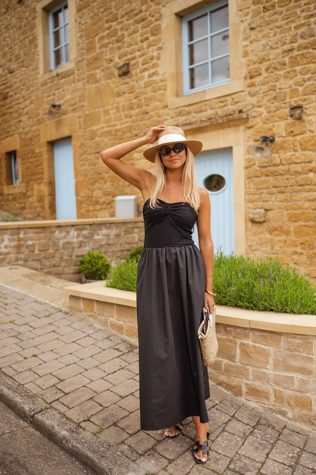 Black Viena Dress