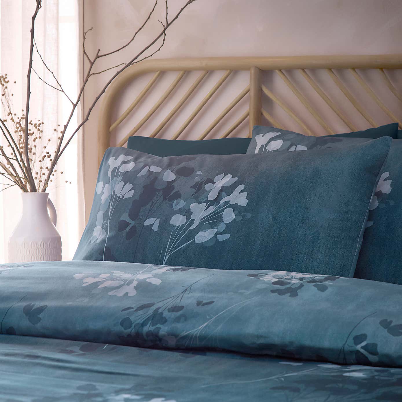 Flynn Polycotton Duvet Cover & Pillowcase Set