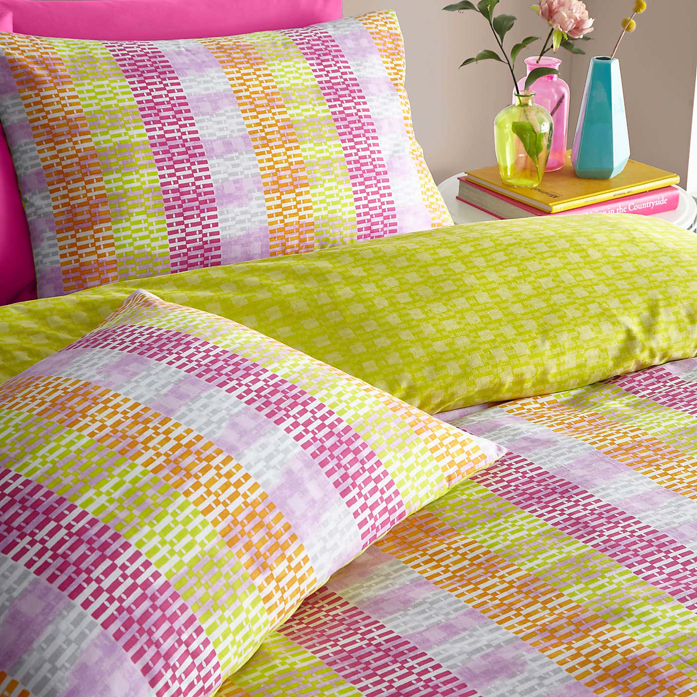 furn. Neola Duvet Cover & Pillowcase Set