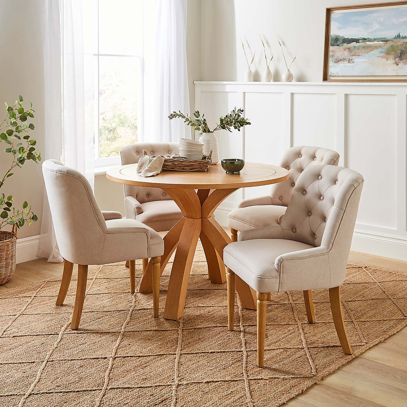 Xavi Dining Table