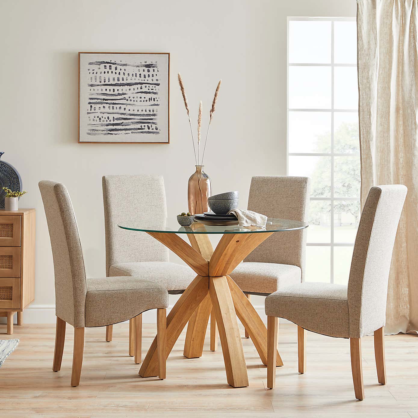 Xavi 4 Seater Round Dining Table, Glass and Oak