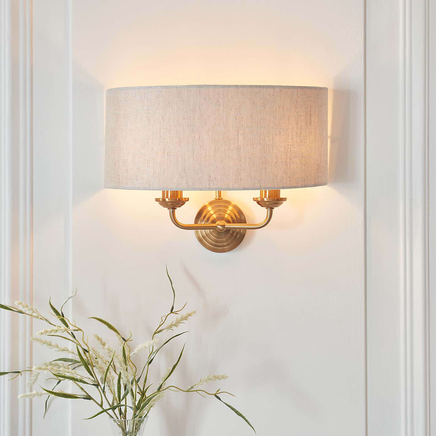 Vogue Sandringham Mid Century 2 Light Wall Light