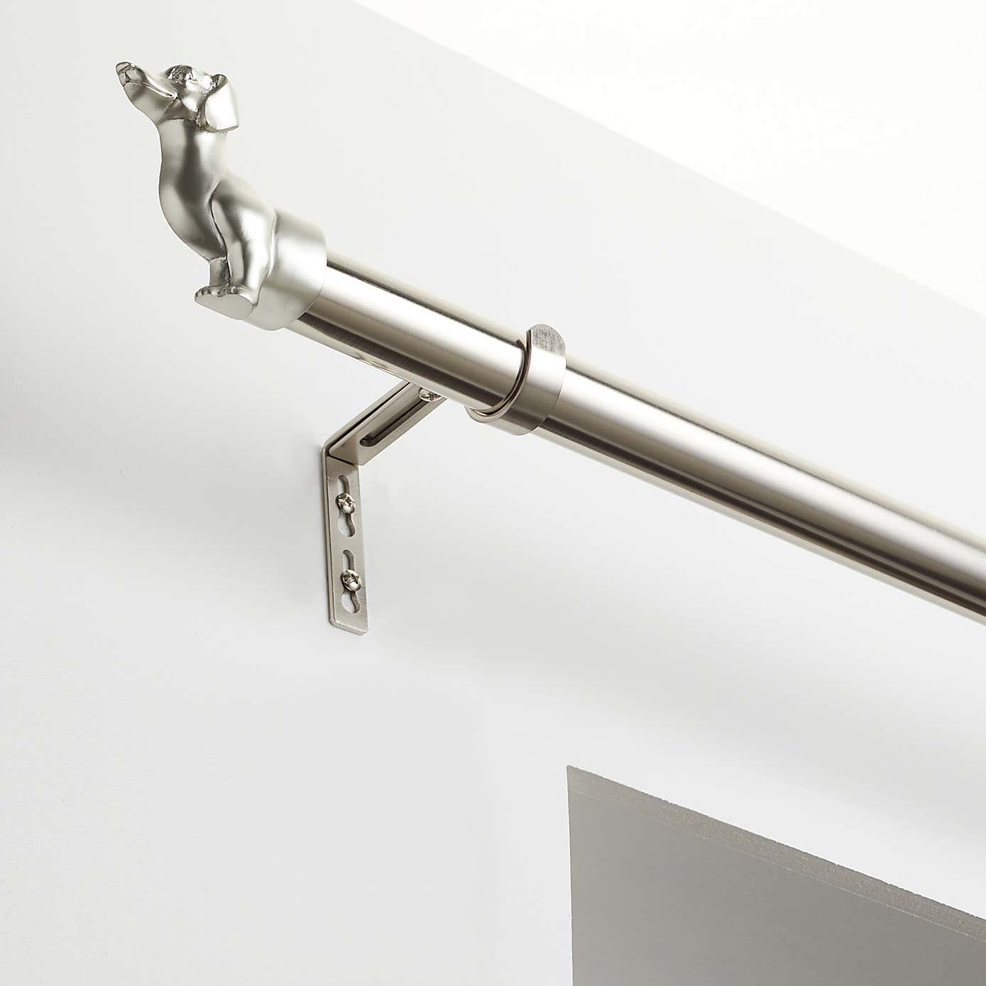 Bertie Dog Extendable Metal Eyelet Curtain Pole