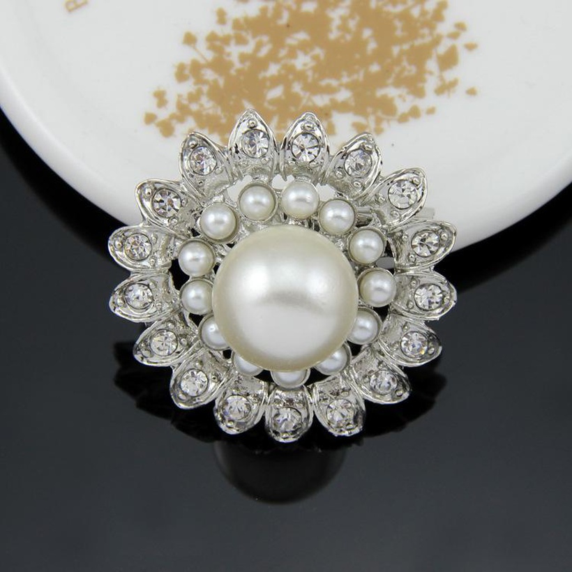 Womens Floral Plating Alloy Danrun Jewelry Brooches
