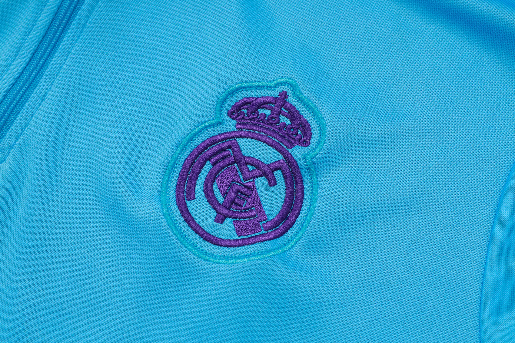 Real Madrid Training Kit (Sweatshirt+Pants) Light Blue 2025/26