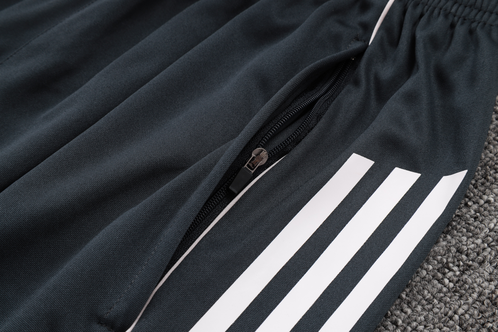 Real Madrid Training Jersey Kit Gray 2025/26