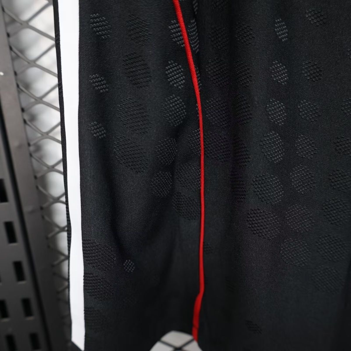 Liverpool Authentic Football Jersey Away Shorts 2025/26