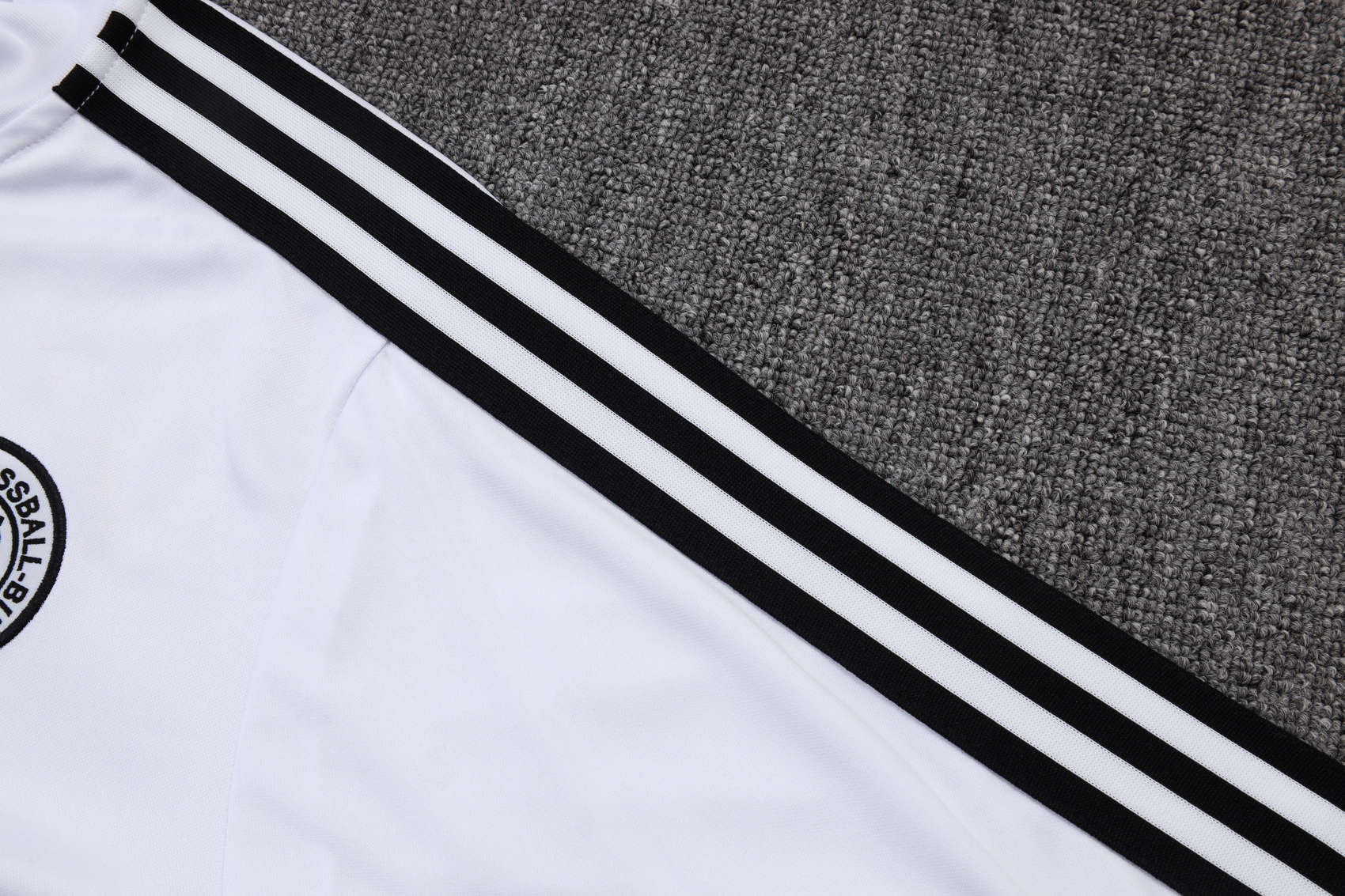 Germany Training Kit (Sweatshirt+Pants) White 2025