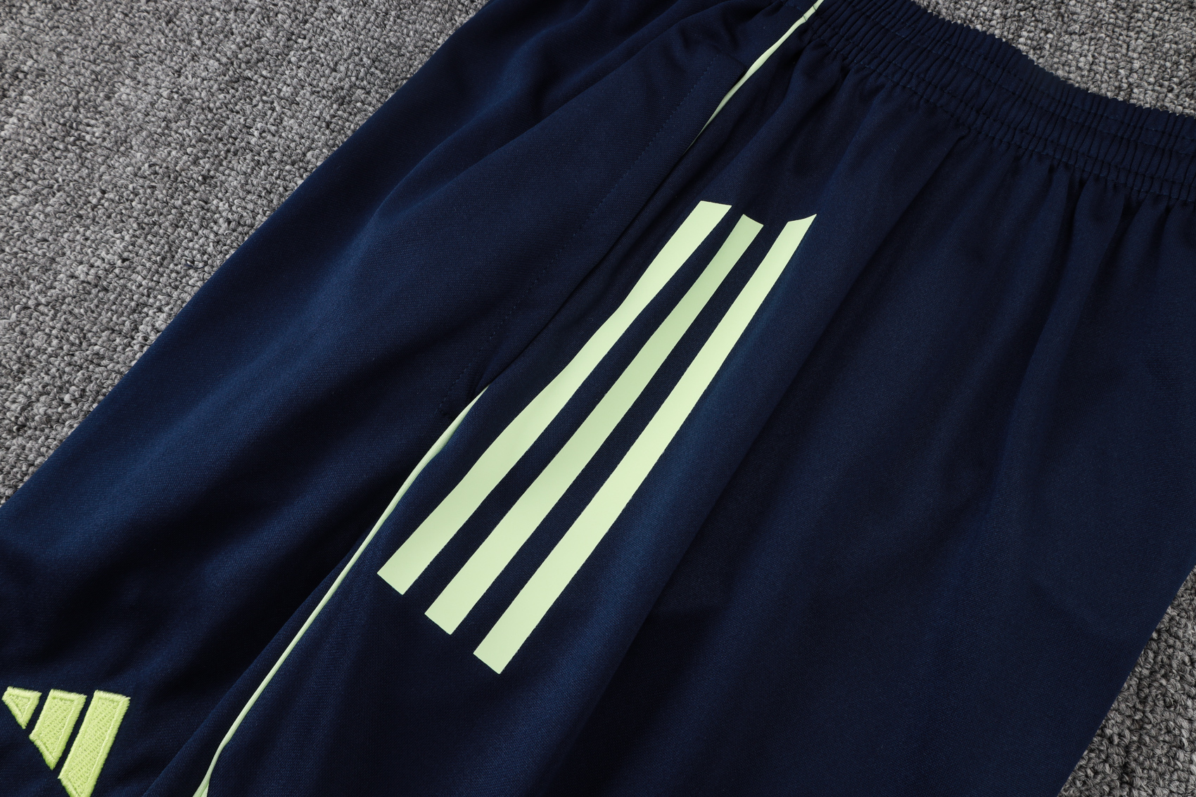 Real Madrid Training Jersey Kit Green 2025/26