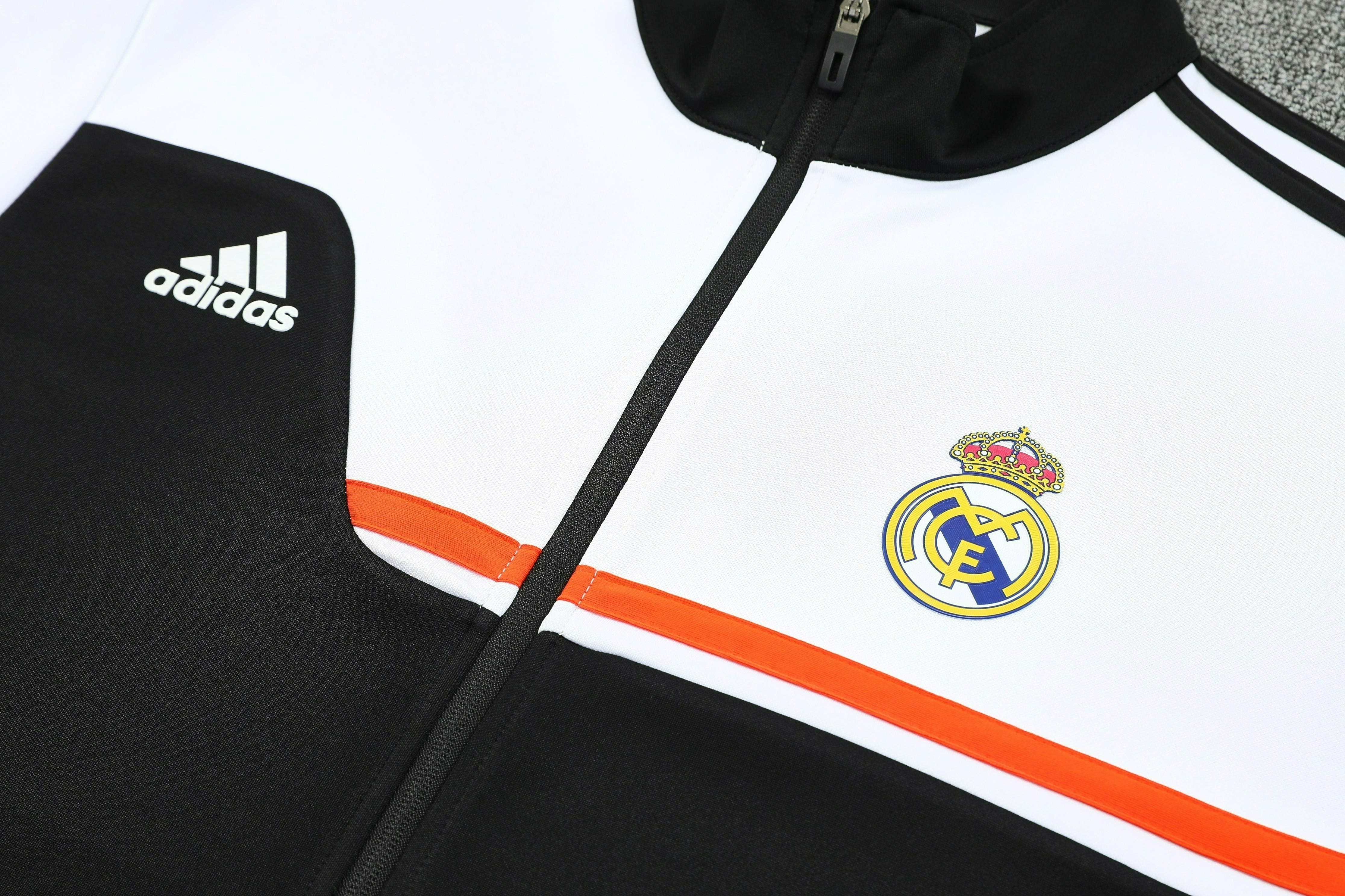Real Madrid Retro Training Kit (Jacket+Pants) 2025/26