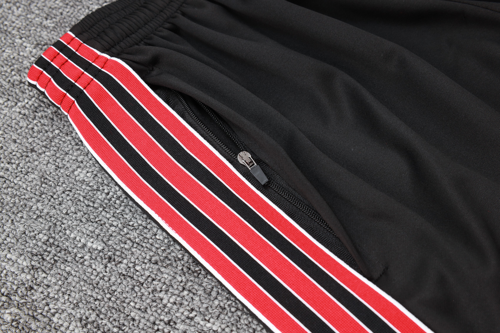 Manchester United Training Kit (Sweatshirt+Pants) Black 2025/26