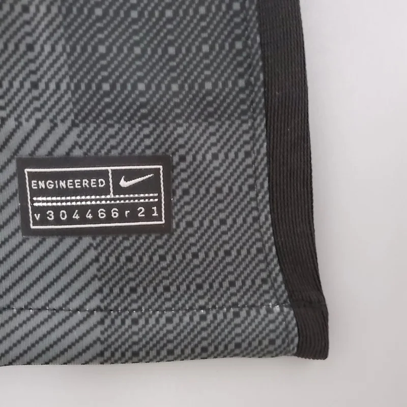 Liverpool Retro Football Jersey Goalkeeper Custom Shirt 2021/22