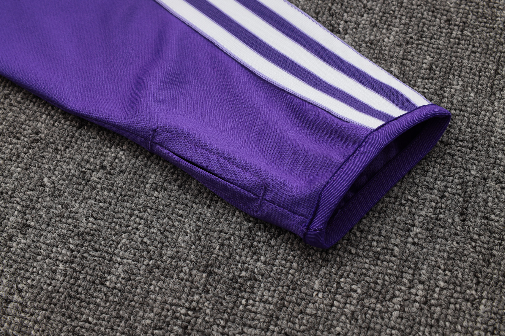 Real Madrid Training Kit (Sweatshirt+Pants) Purple 2025/26