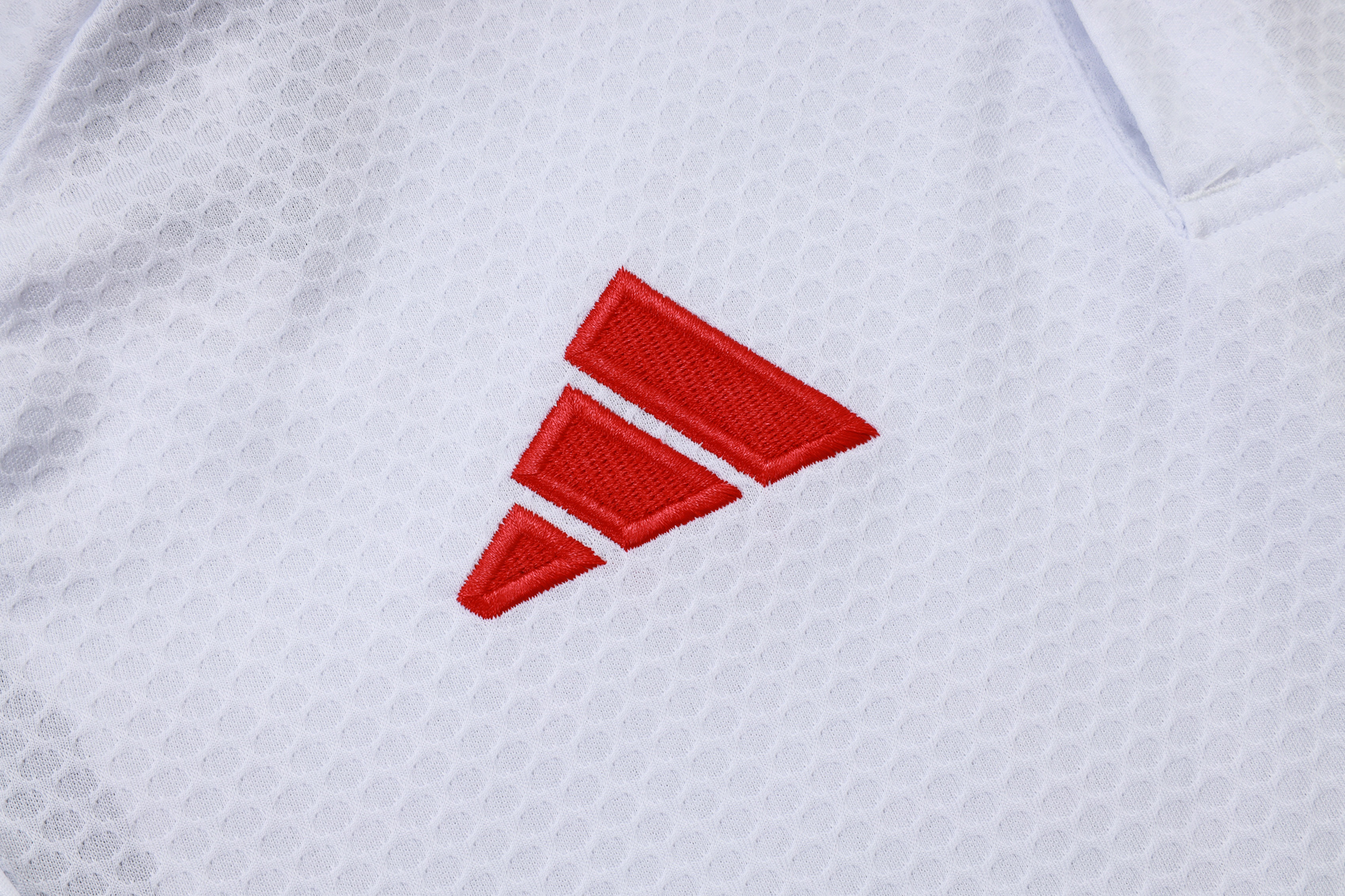 Liverpool Training Kit (Polo+Pants) White 2025/26