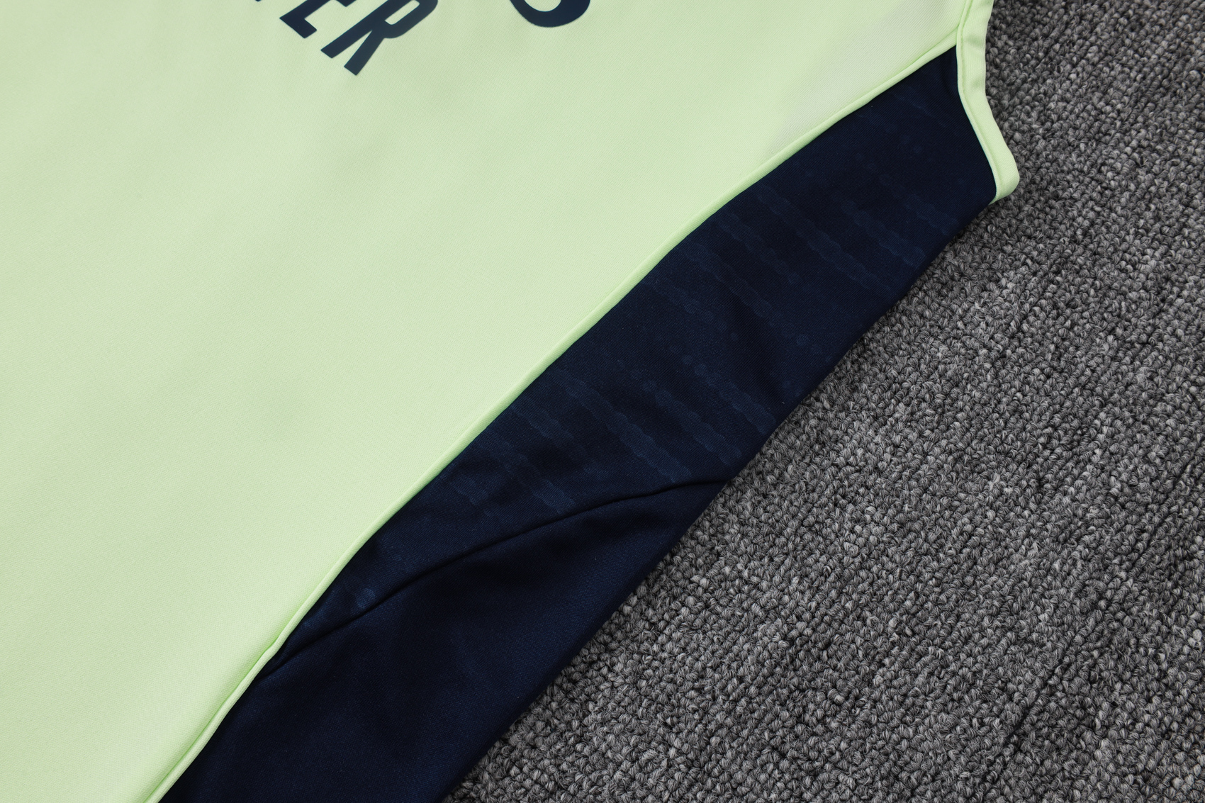 Real Madrid Sleeveless Training Kit Green 2025/26