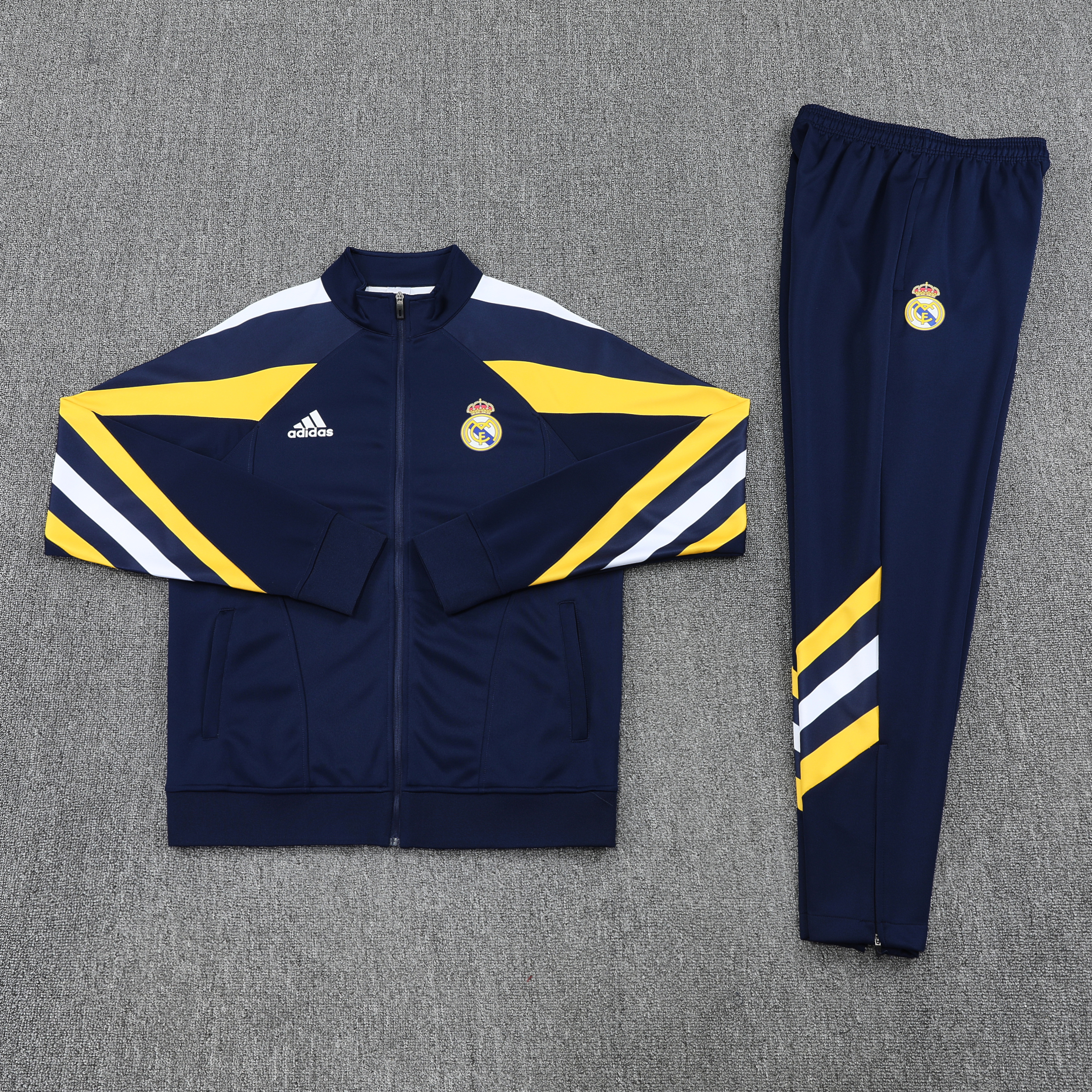 Real Madrid Retro Training Kit (Jacket+Pants) 2025/26