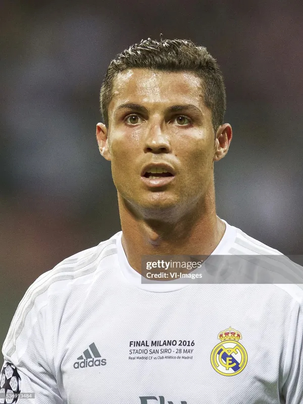 Real Madrid Authentic Retro Jersey Home Long Sleeve Soccer Shirt 2015/16