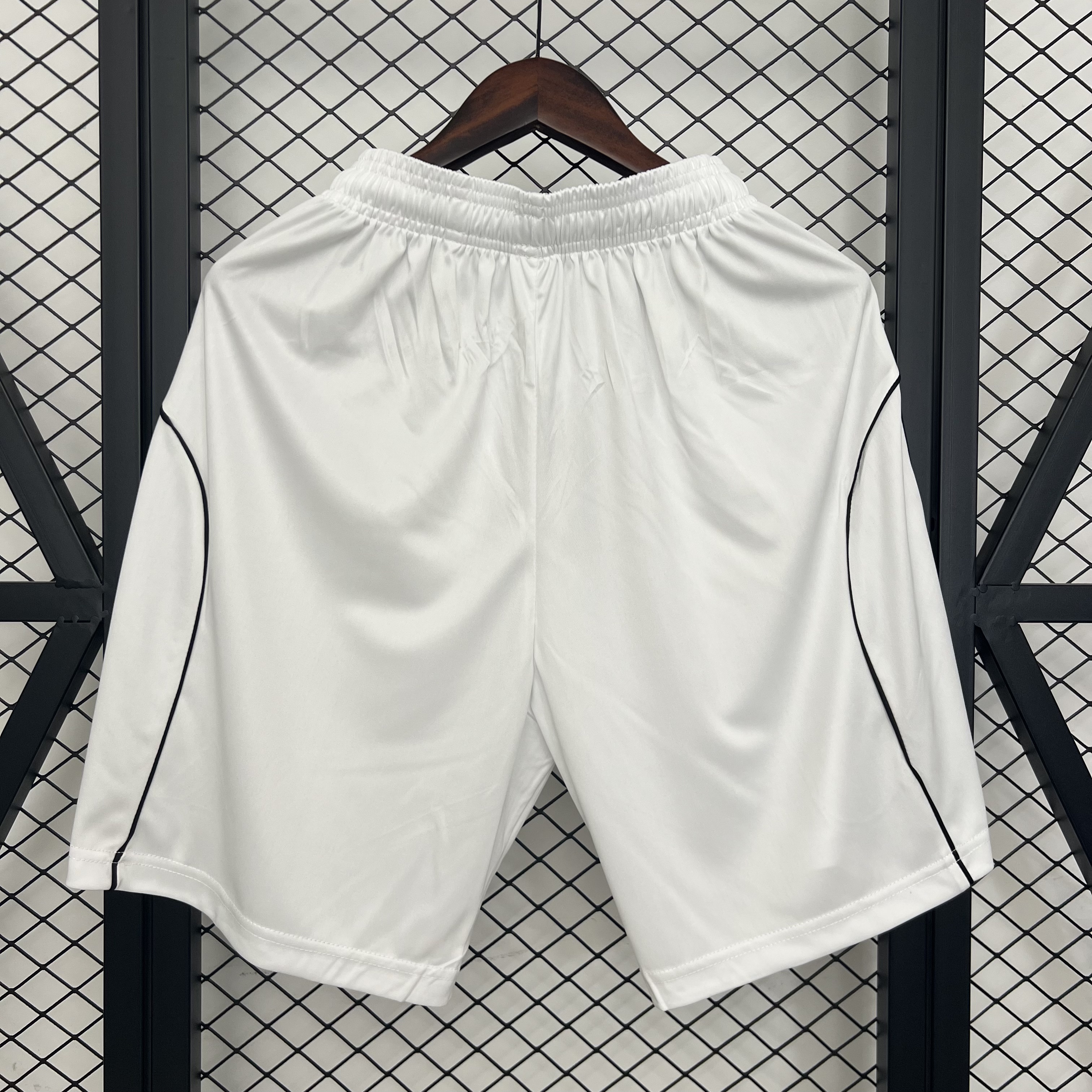 Manchester United Home Football Jersey Shorts 2025/26