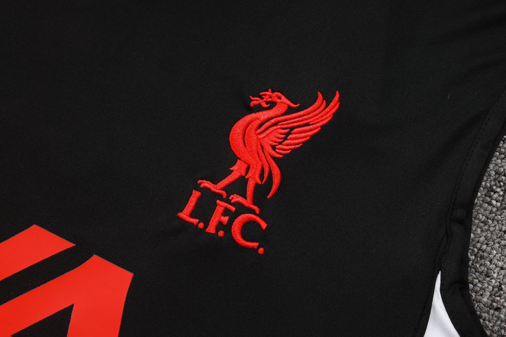 Liverpool Sleeveless Training Kit Black 2025/26