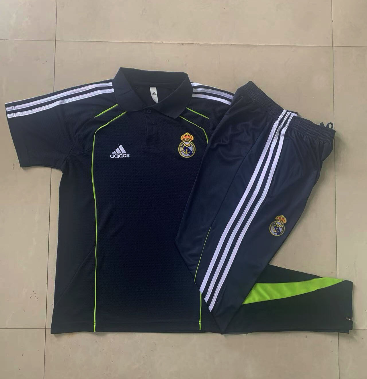 Real Madrid Training Kit (Polo+Pants) Cyan 2025/26