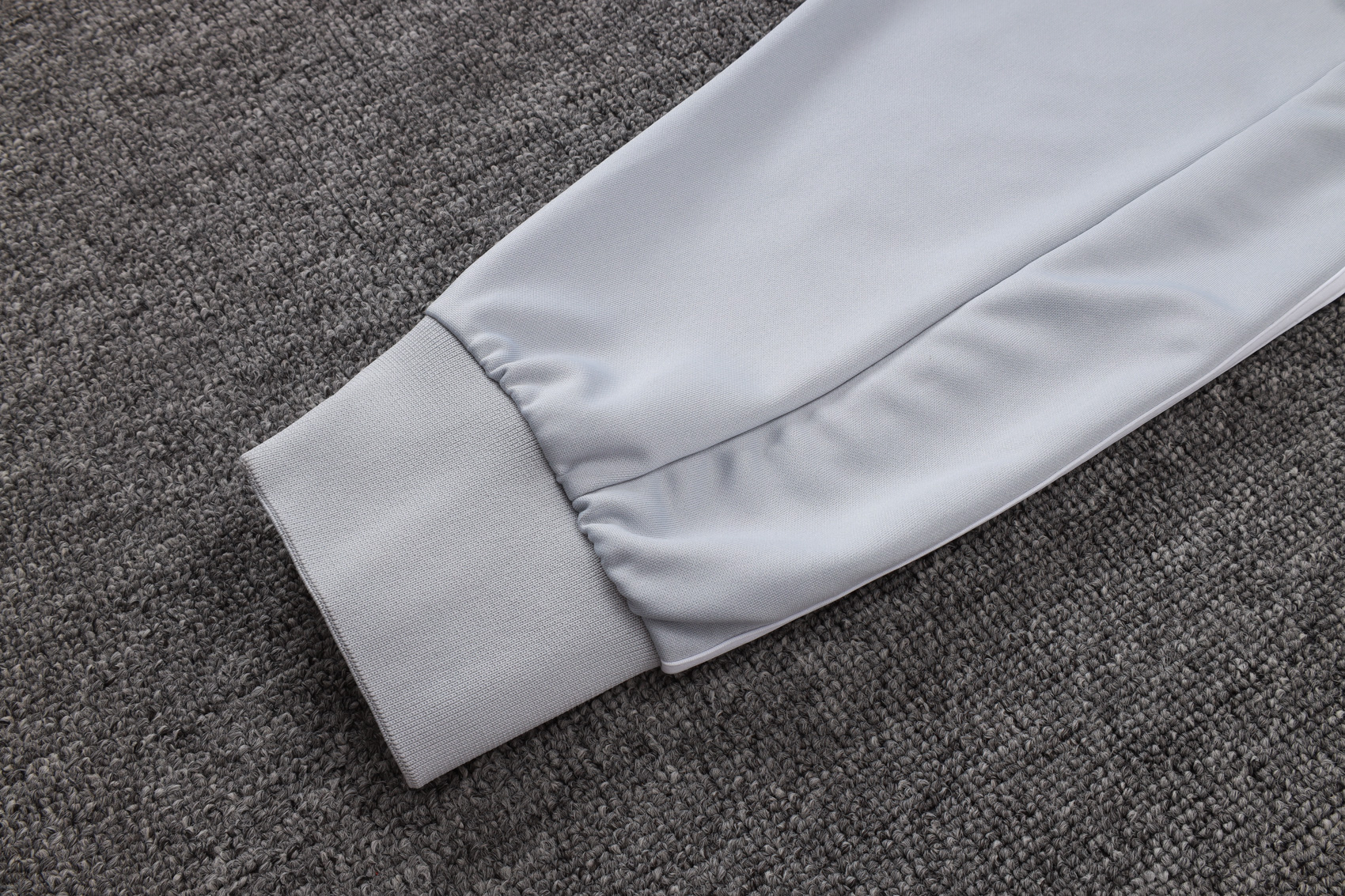 Real Madrid Training Kit (Jacket+Pants) White&Grey 2025/26