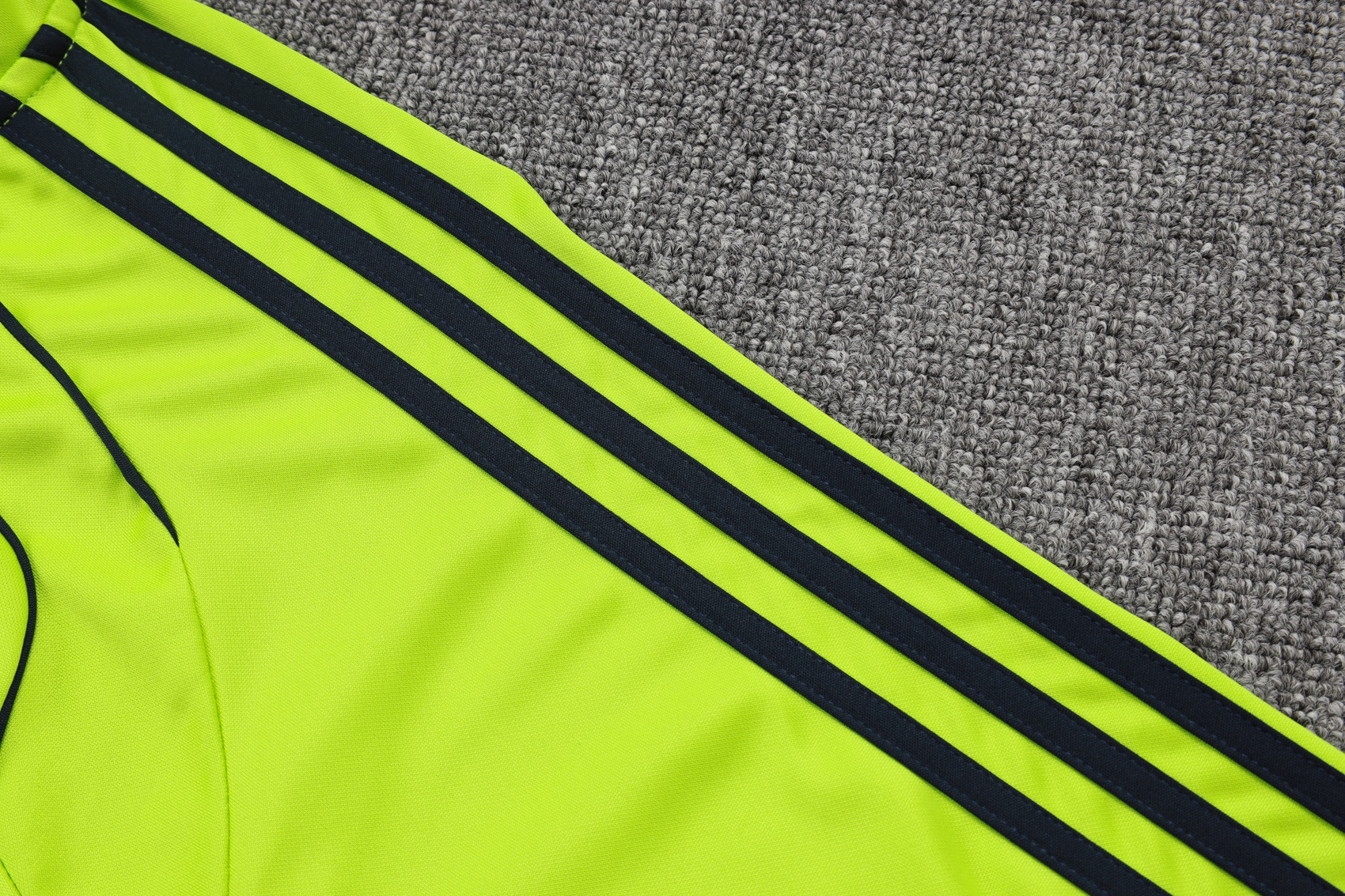 Real Madrid Training Kit (Sweatshirt+Pants) Green 2025/26