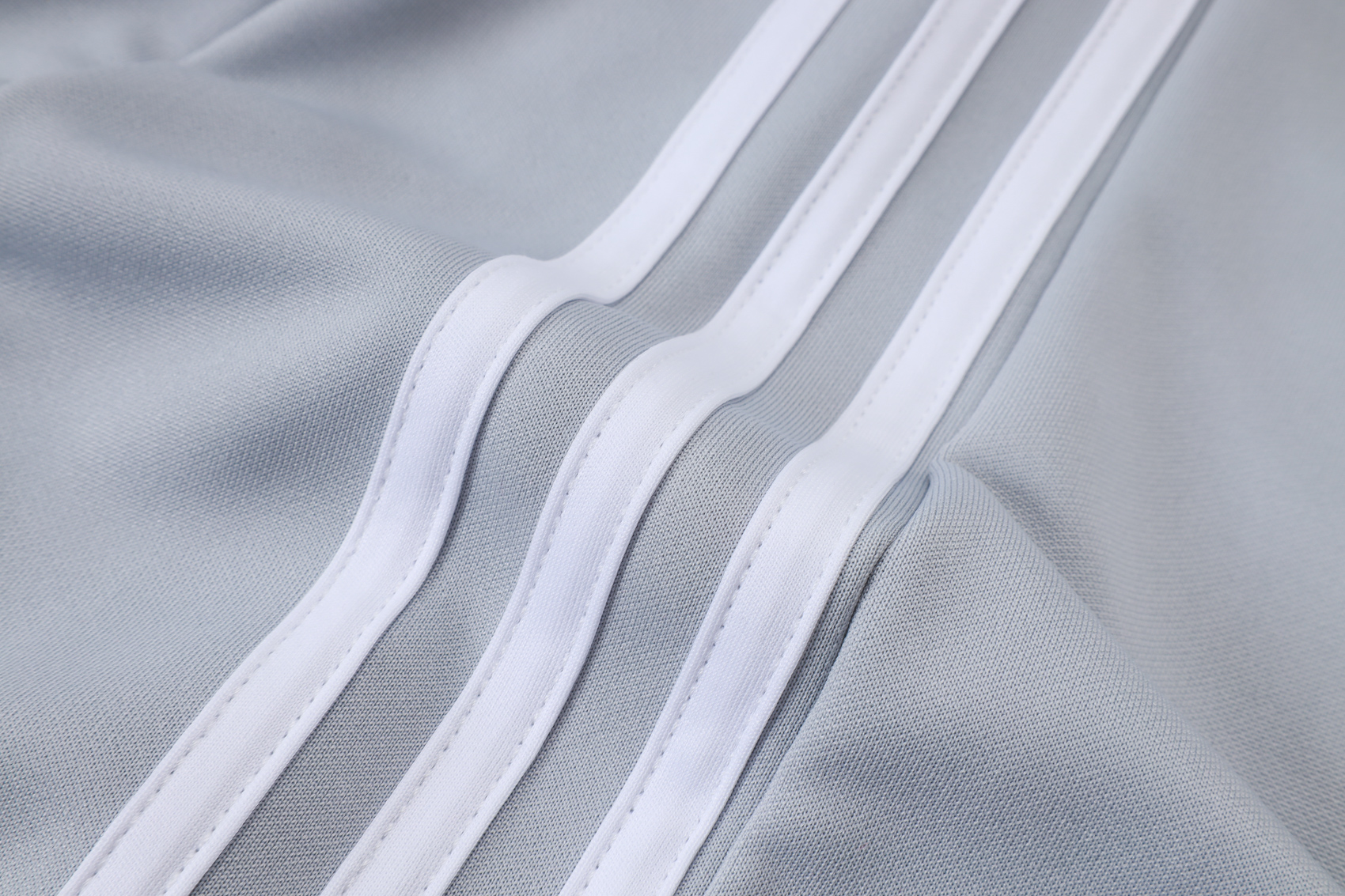 Real Madrid Training Kit (Jacket+Pants) White&Grey 2025/26