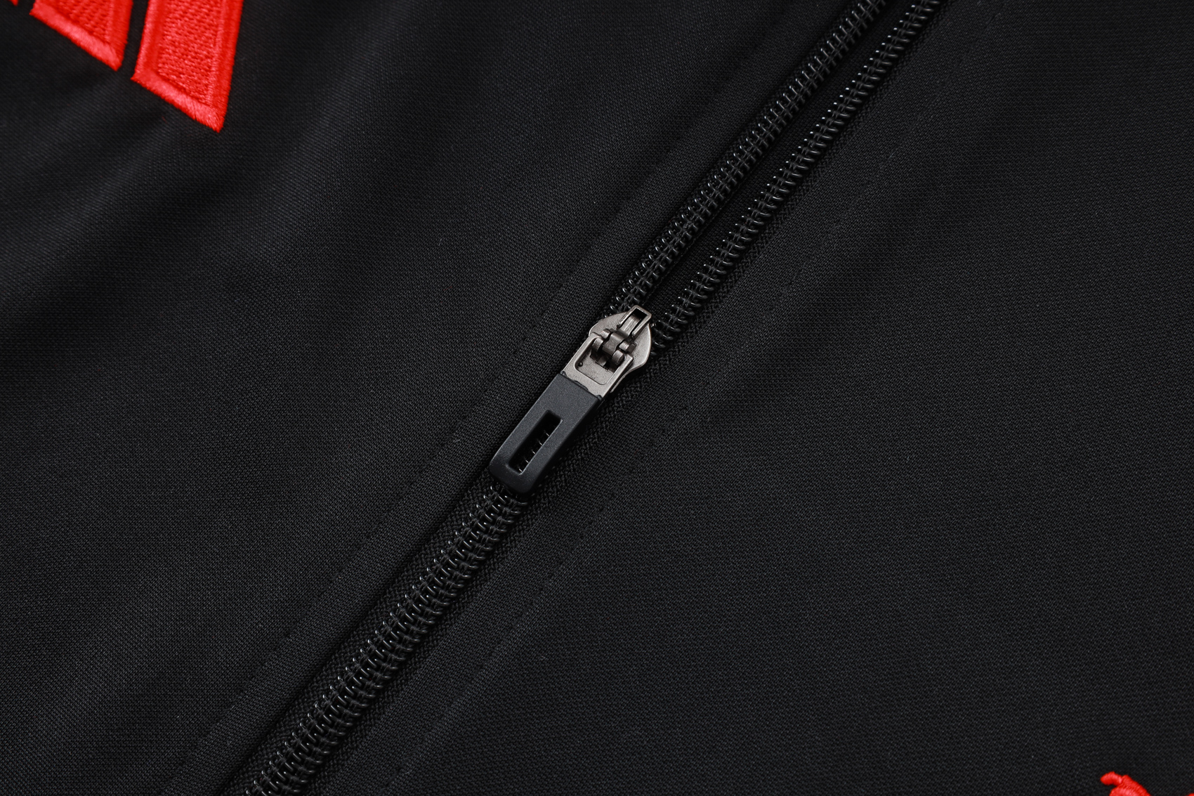 Liverpool Training Kit (Jacket+Pants) Black 2025/26