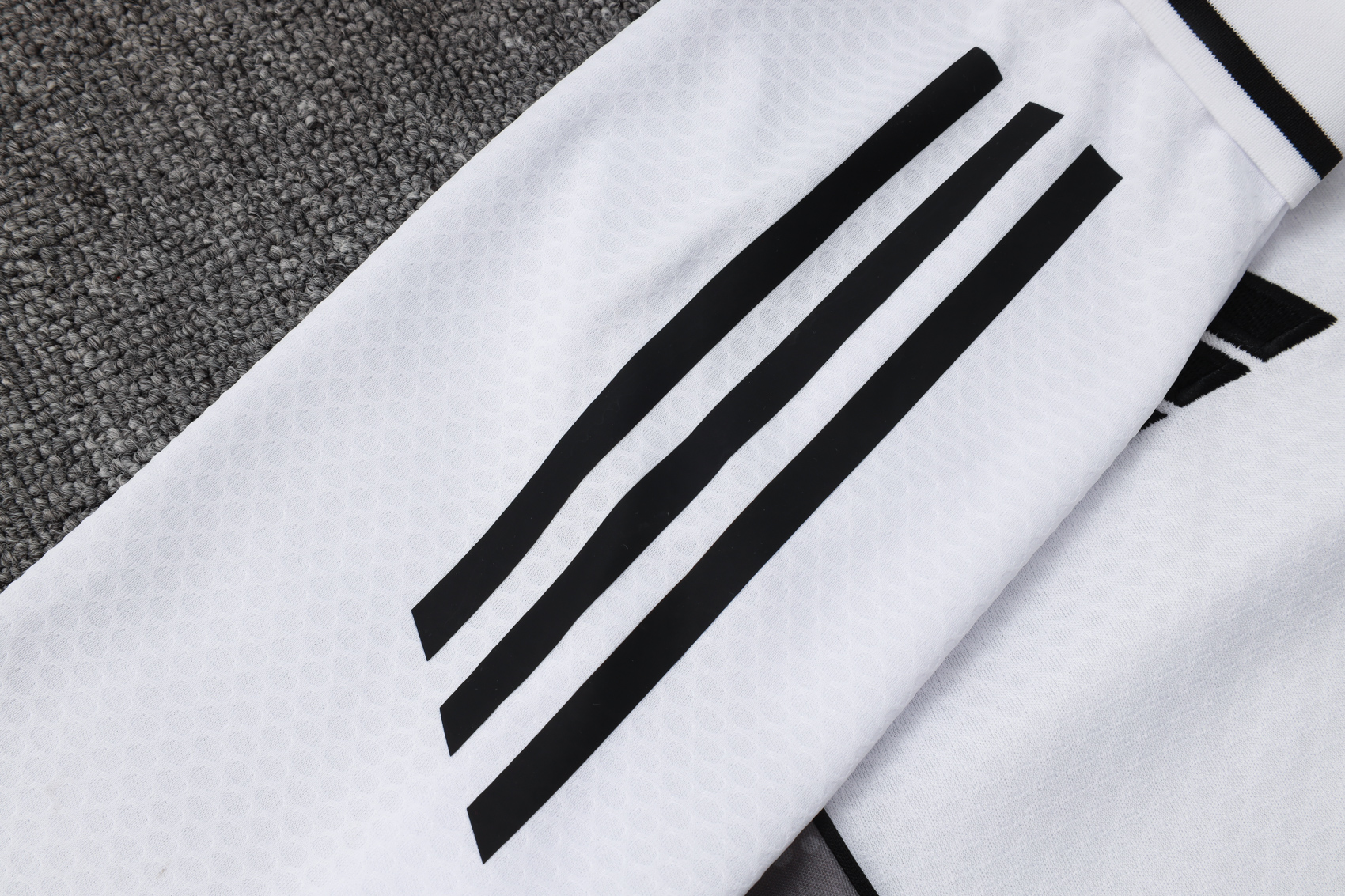 Real Madrid Training Kit (Polo+Pants) White 2025/26