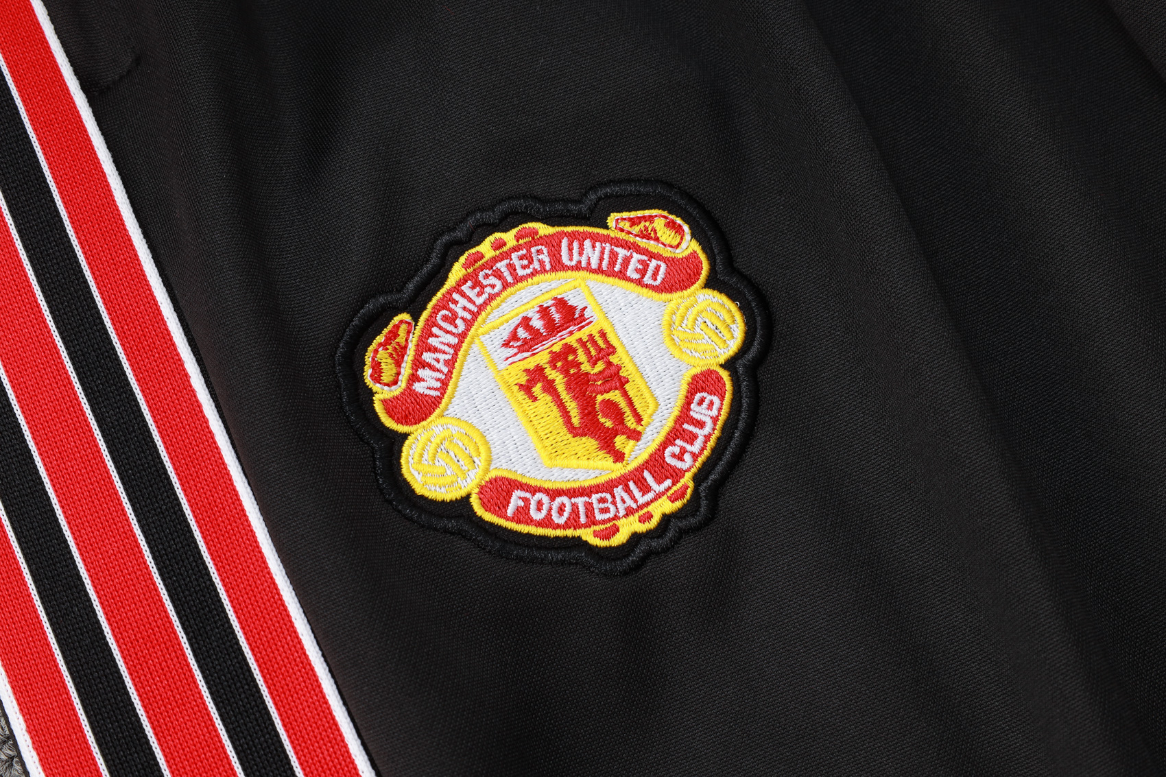 Manchester United Training Kit (Sweatshirt+Pants) Black 2025/26