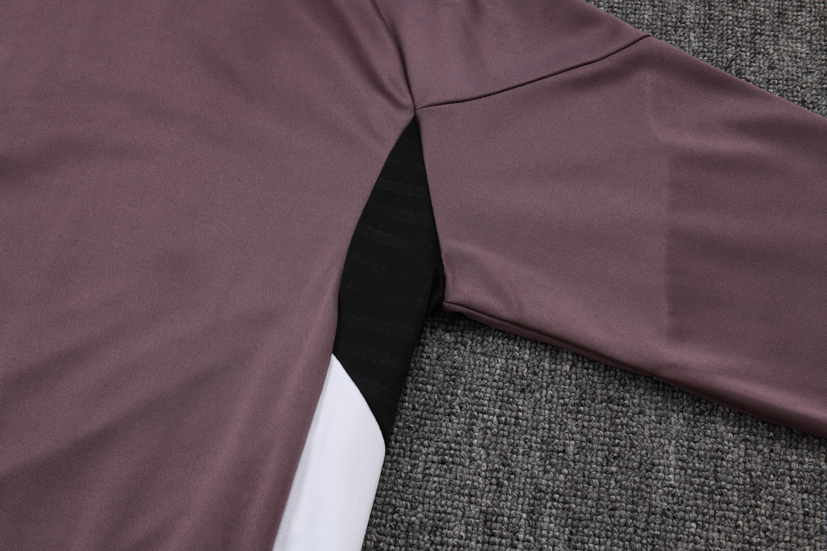 Manchester United Training Kit (Sweatshirt+Pants) Grayish Purple 2025/26