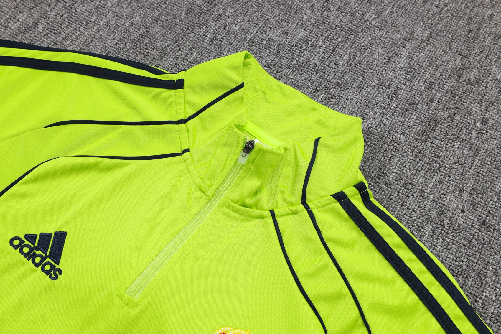Real Madrid Training Kit (Sweatshirt+Pants) Green 2025/26