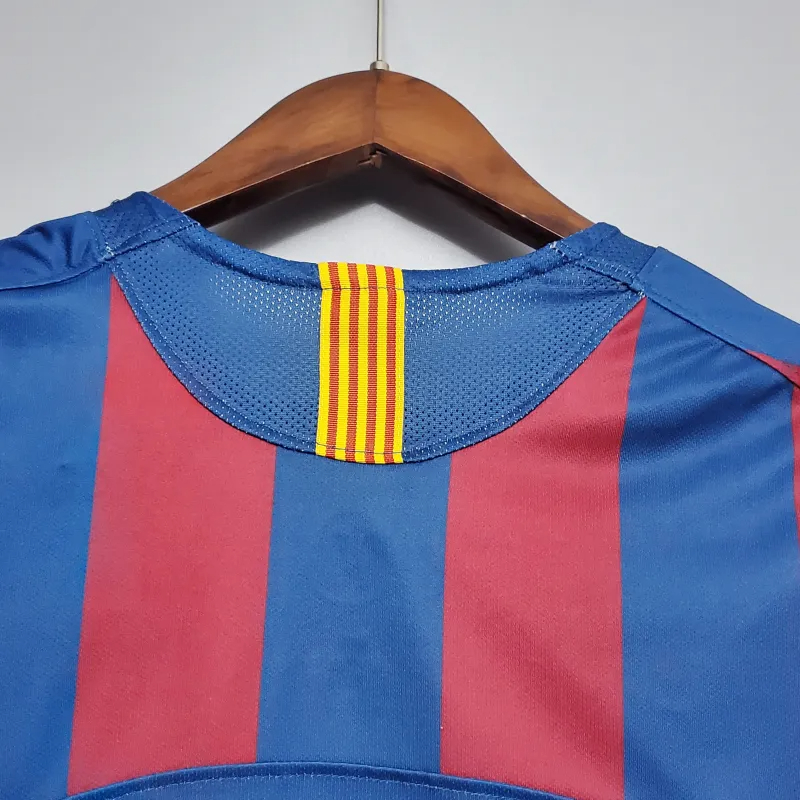 Barcelona Retro Jersey Home Soccer Shirt 2005-06