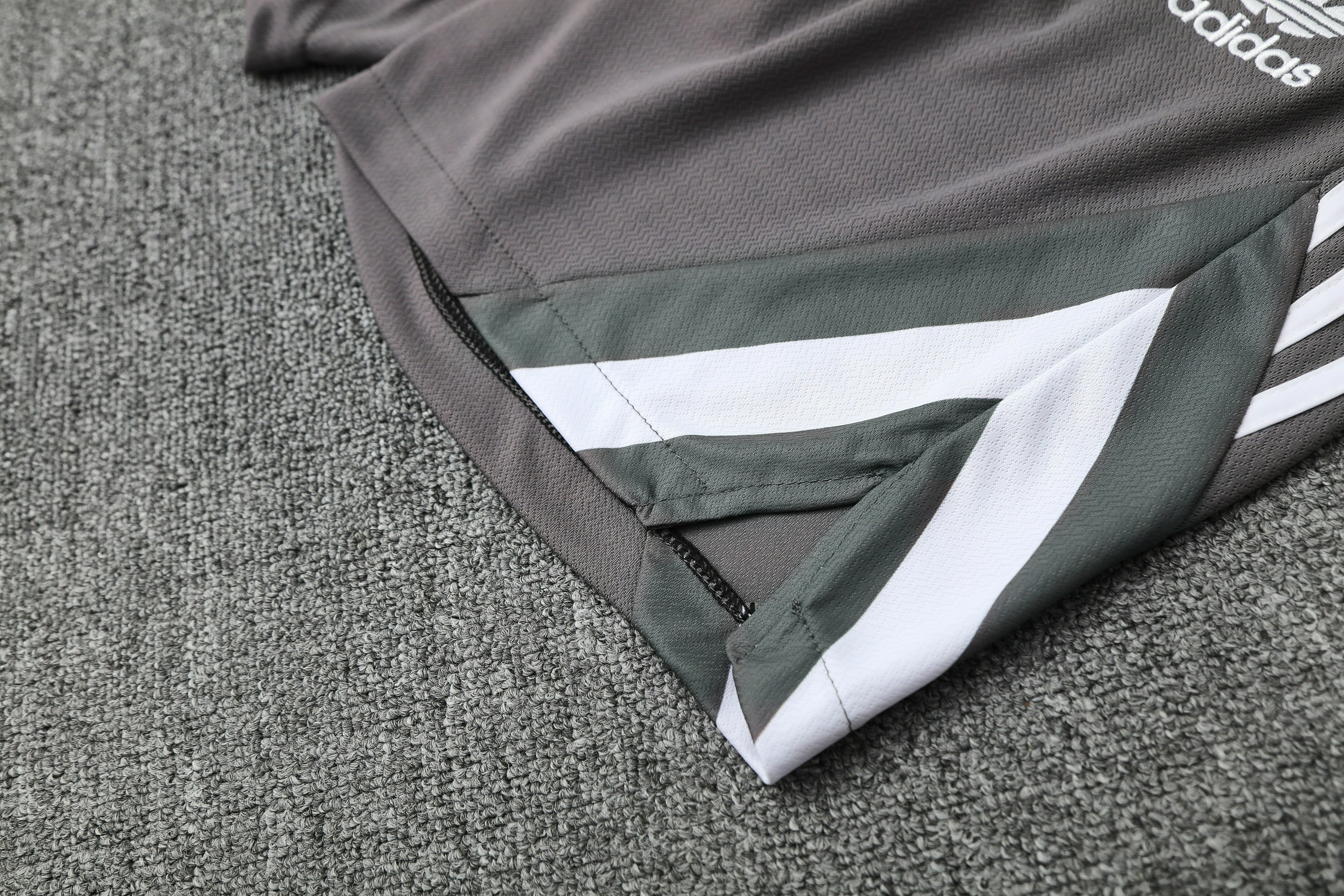 Real Madrid Training Jersey Kit Gray 2025/26