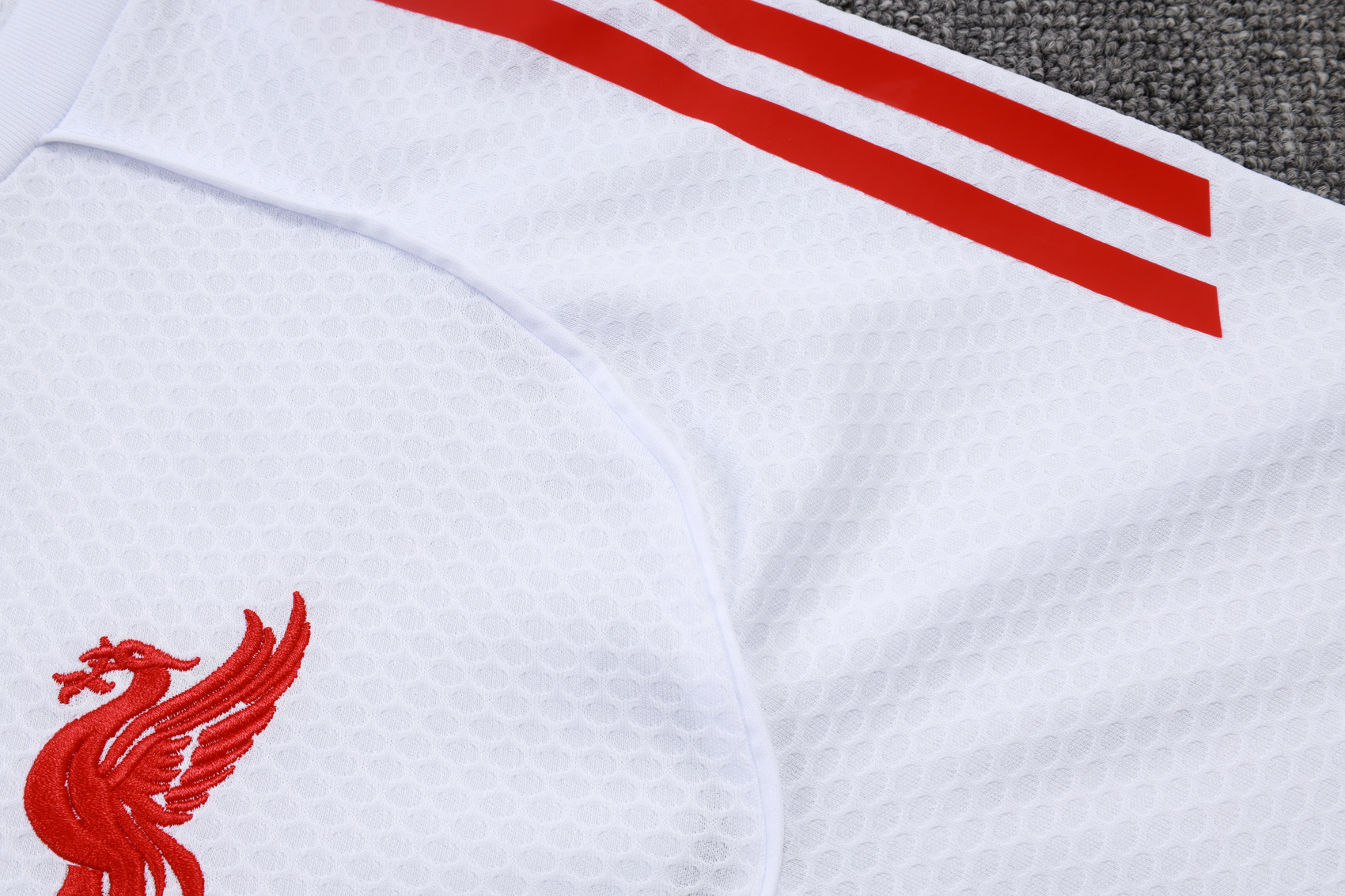 Liverpool Training Jersey Kit White 2025/26