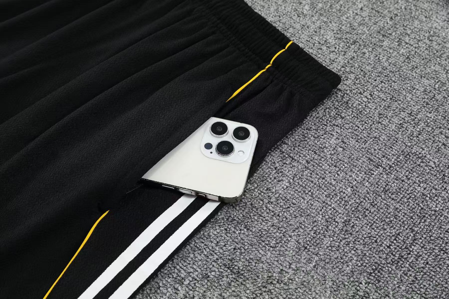 Real Madrid Sleeveless Training Kit White 2025/26