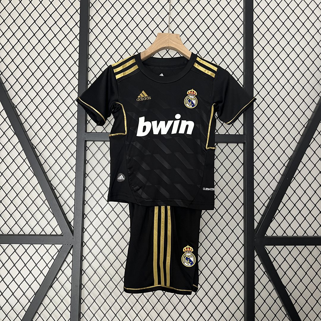Real Madrid Retro Jersey Away Kids Kit Jersey+Shorts 2011/12