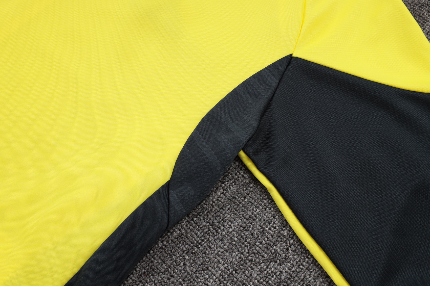 Real Madrid Training Kit (Jacket+Pants) Yellow 2025/26