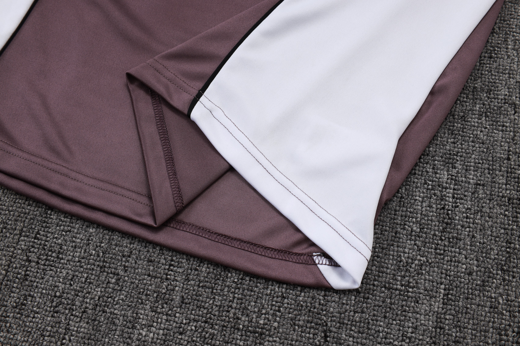 Manchester United Training Kit (Sweatshirt+Pants) Grayish Purple 2025/26